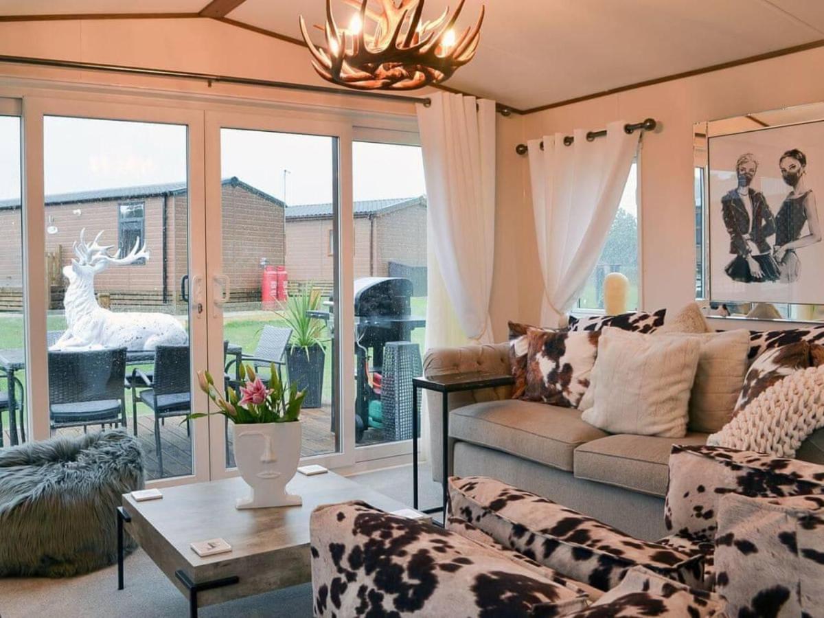 Luxury Boutique Style Lodge With Hot Tub Bridlington Buitenkant foto