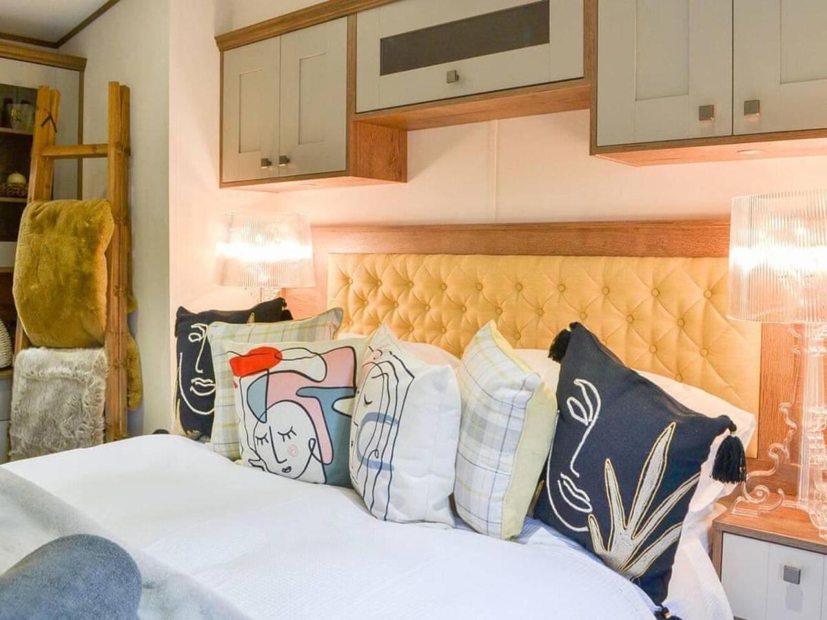 Luxury Boutique Style Lodge With Hot Tub Bridlington Buitenkant foto