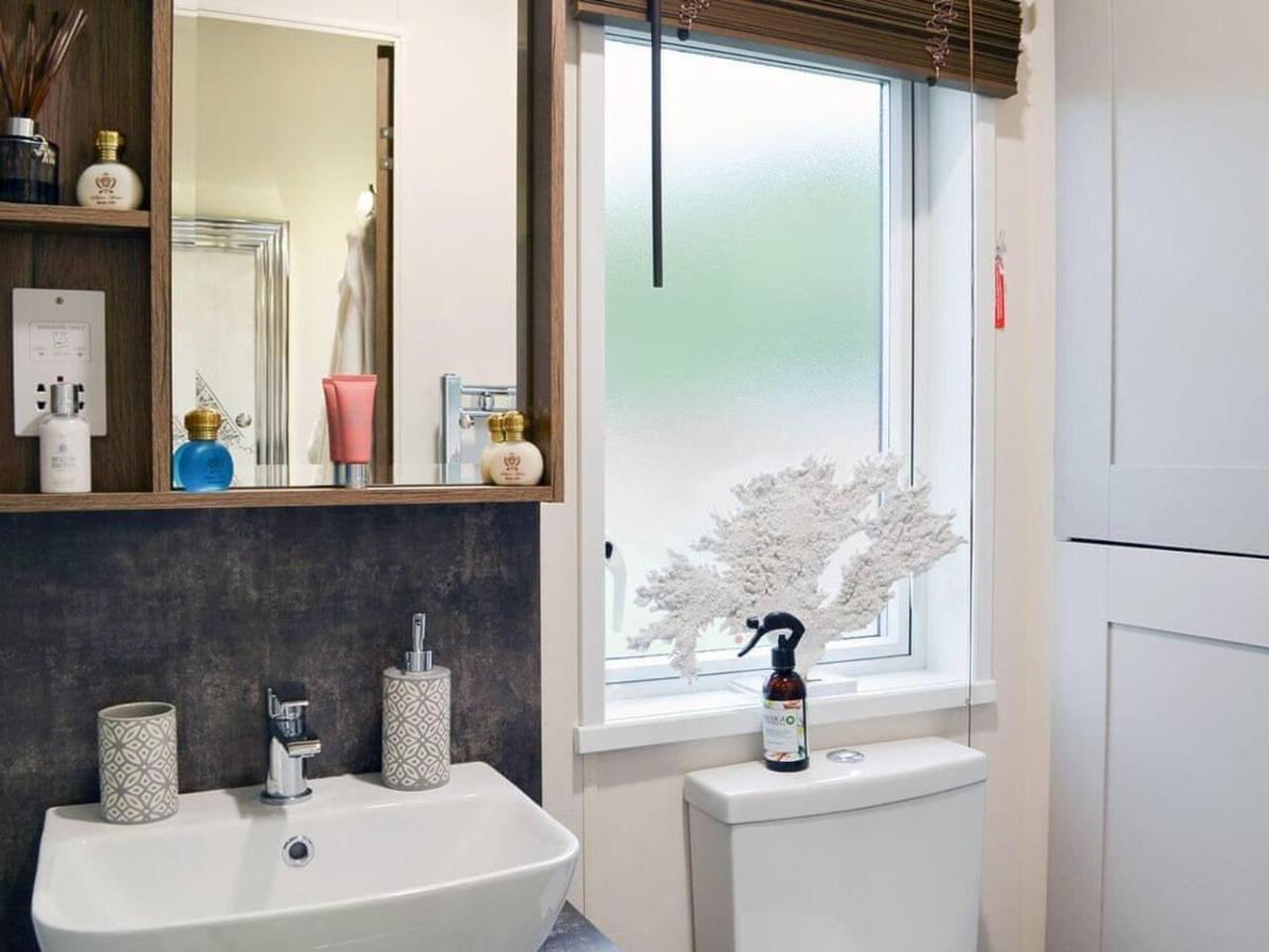 Luxury Boutique Style Lodge With Hot Tub Bridlington Buitenkant foto