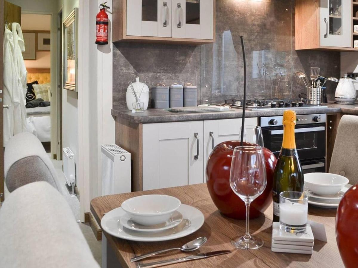 Luxury Boutique Style Lodge With Hot Tub Bridlington Buitenkant foto