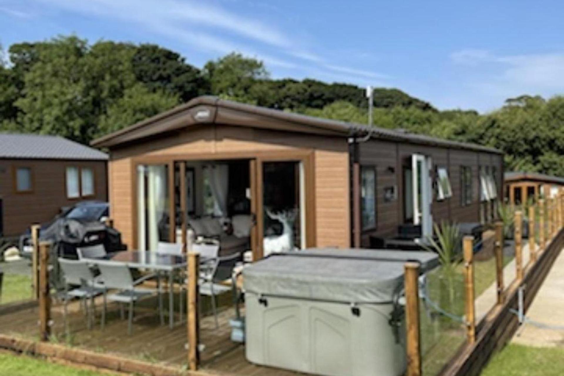 Luxury Boutique Style Lodge With Hot Tub Bridlington Buitenkant foto